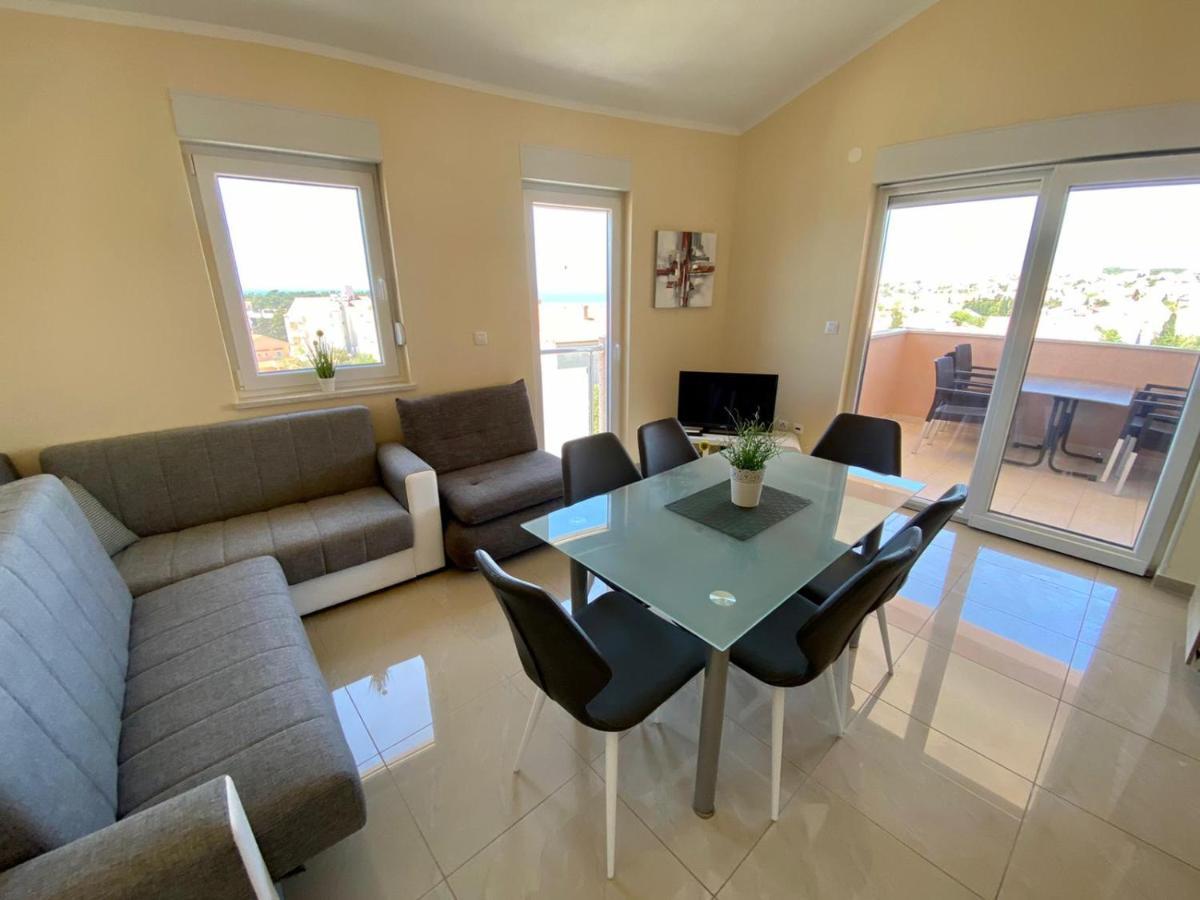 Apartamento Atrium Novalja Exterior foto