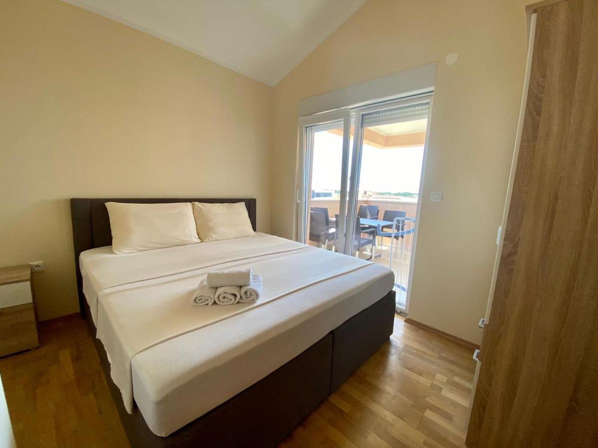 Apartamento Atrium Novalja Exterior foto
